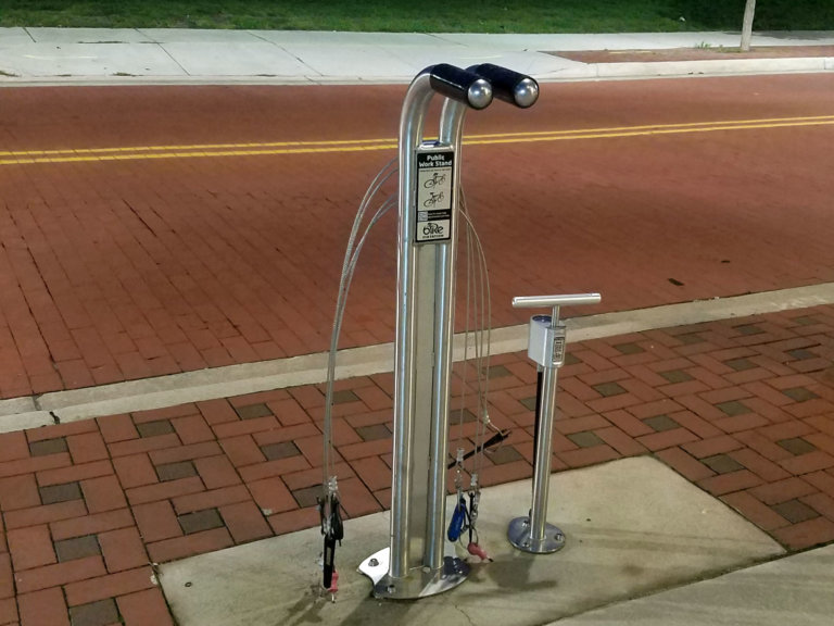 public bike repair stand